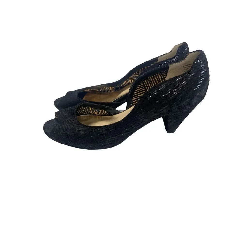 Seychelle’s Glitter Black Peep Toe Heels